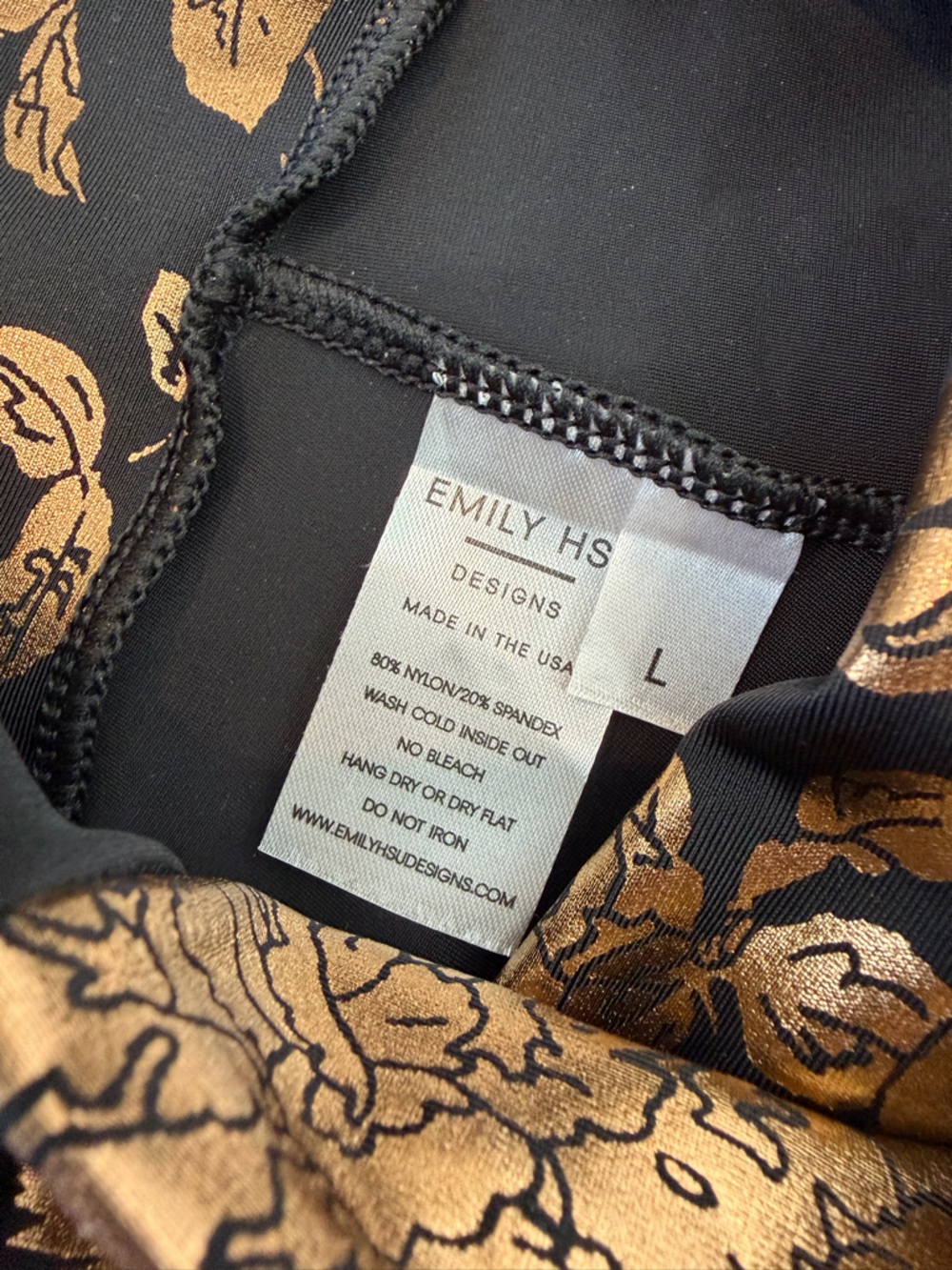 Emily Hsu Designs Women’s Gold Blossoms Foil Legging Size Large - Picture 6 of 9